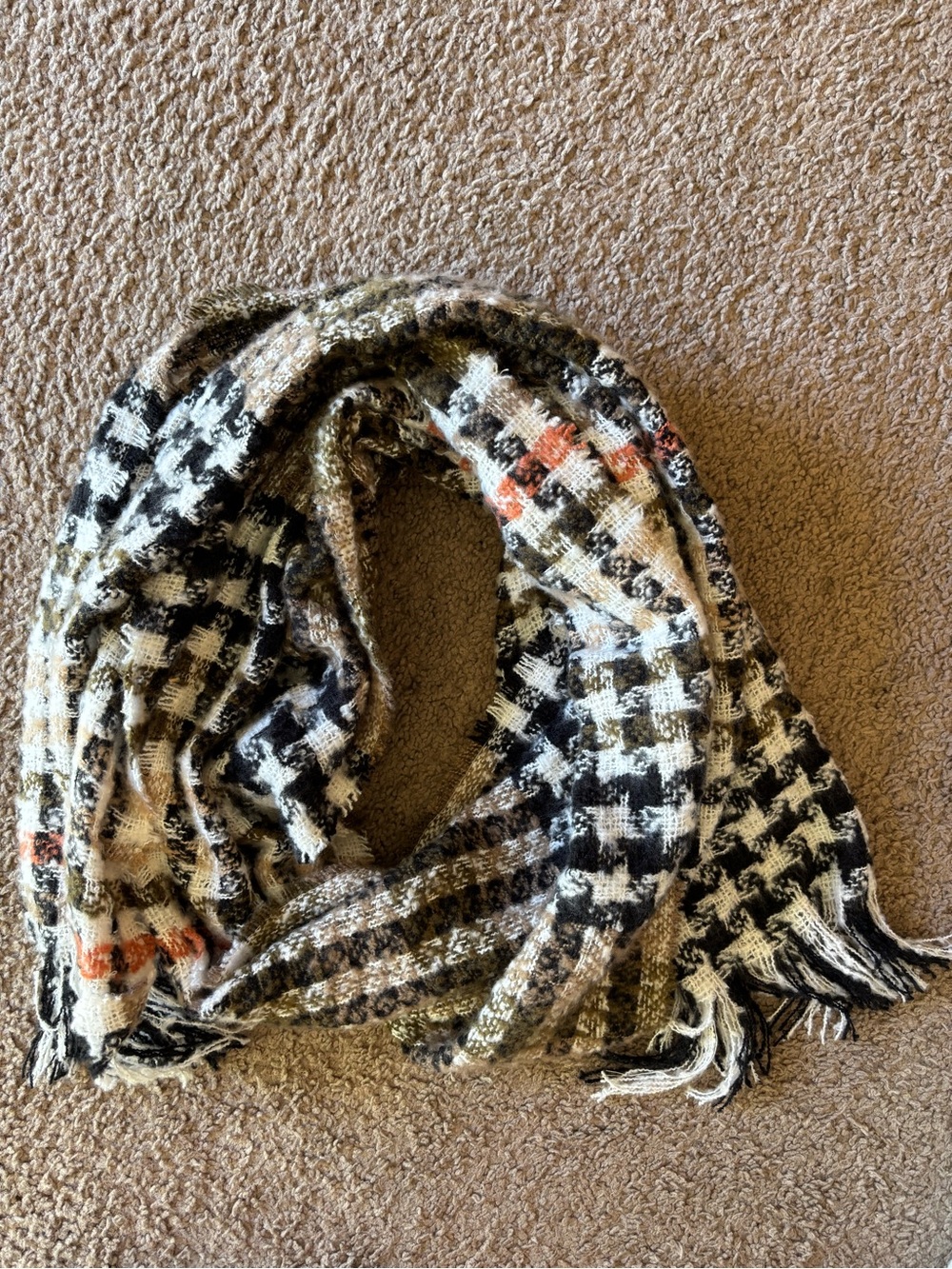 Woven Houndstooth Fringed Scarf Beautiful Fall Colors 80”x 22”